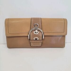 Coach Long Wallet Buckle Envelope Beige Brown Tan Designer Large Smooth Leather